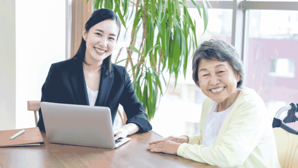 遺産分割協議書の作成は誰に頼むのが良い？費用はどのくらい？【行政書士監修】